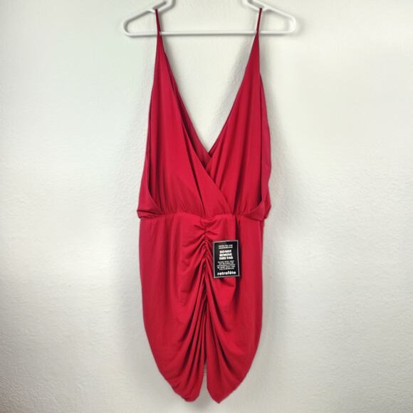 Retrofete Kai Dress in Red Size Large NWT Bodycon Ruched V Neck Open Back Mini - Picture 6 of 11